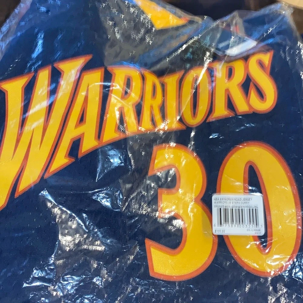 Mitchell &ness - Picture 1 of 2